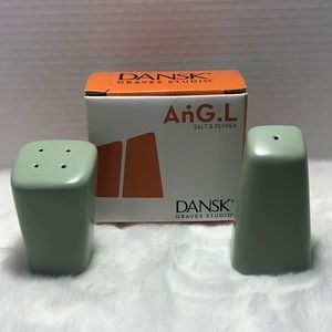 New Dansk Ang.L SALT and PEPPER Fern Green ceramic asymmetrical abstract